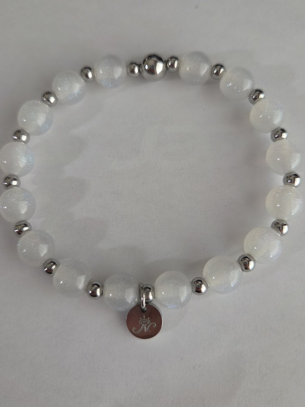 🆕️ NOGU White Iridescent and Silver Beaded Bracelet